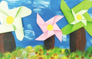 幼儿园优质课美术教案：小风车,转起来（小班）